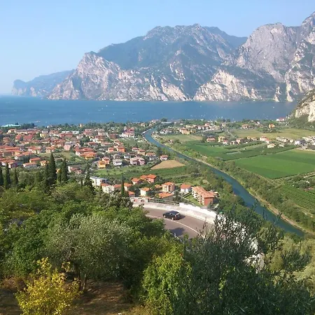 Toresela Bike Am Gardasee 3* トルボレ